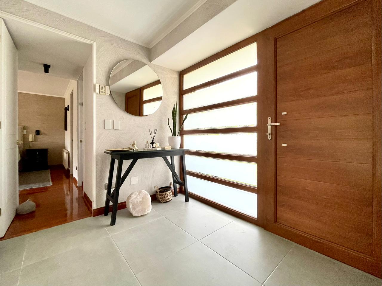 En Condominio / Colegio Mayor / Jumbo